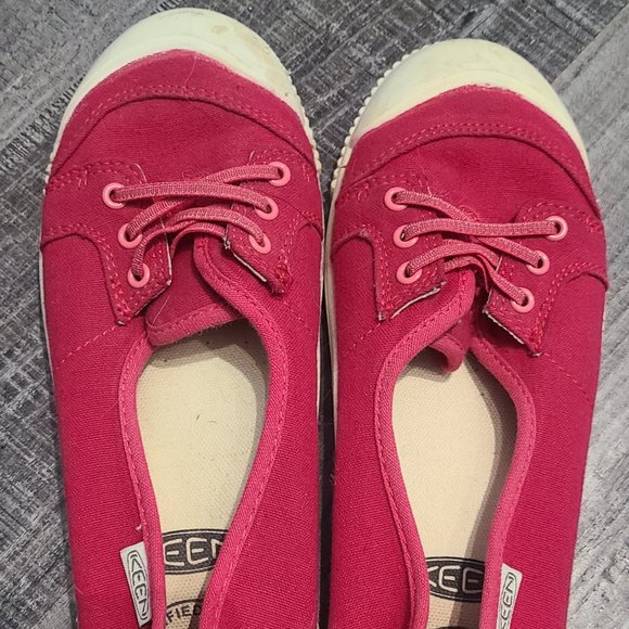 Keen Pink Flats - Picture 1 of 6
